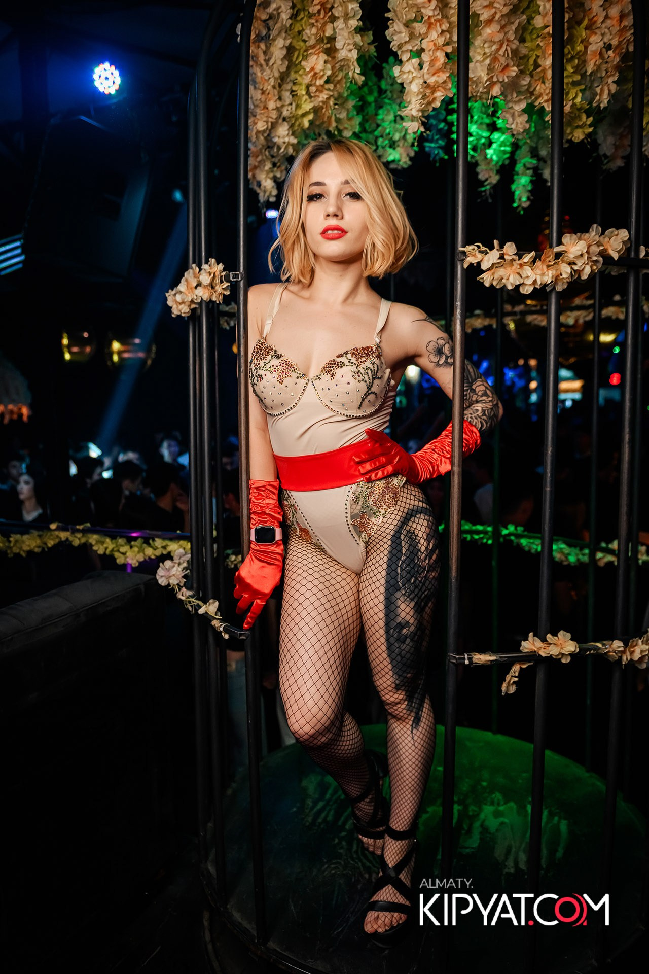 Uyat Emes Ваr. КИПЯТКОМ АЛМАТЫ!