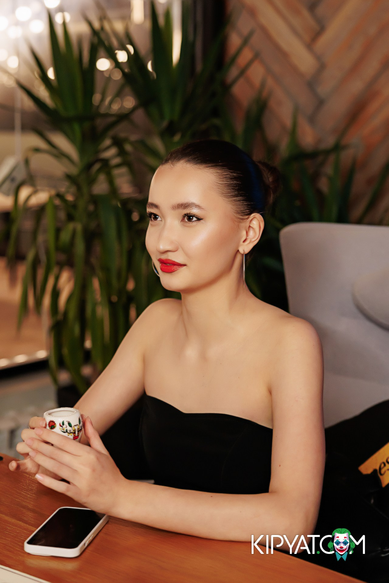 ХЕЛЛОУИН В ТЕПЛИЦЕ. КИПЯТКОМ АЛМАТЫ!