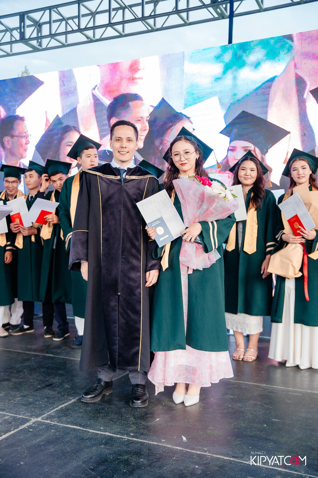 ВРУЧЕНИЕ ДИПЛОМОВ — НАРХОЗ КОЛЛЕДЖ. Part 4. КИПЯТКОМ АЛМАТЫ!