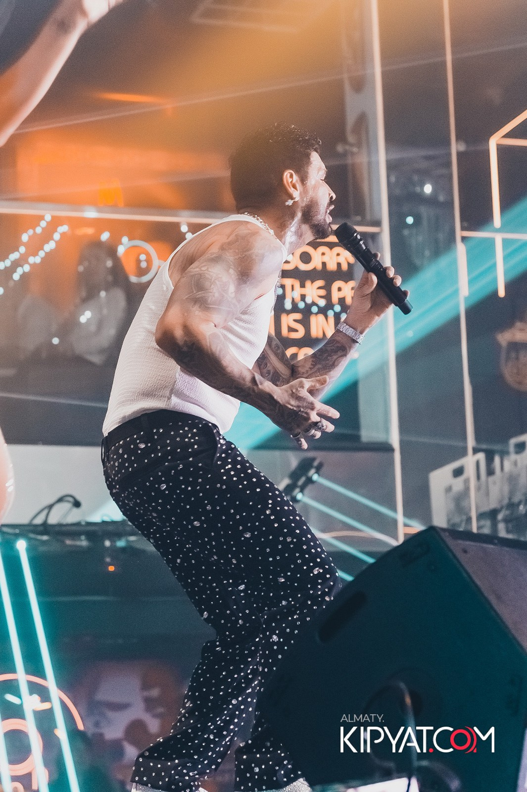 SANTA BARBARA — SPECIAL QUEST МИТЯ ФОМИН. КИПЯТКОМ АЛМАТЫ!