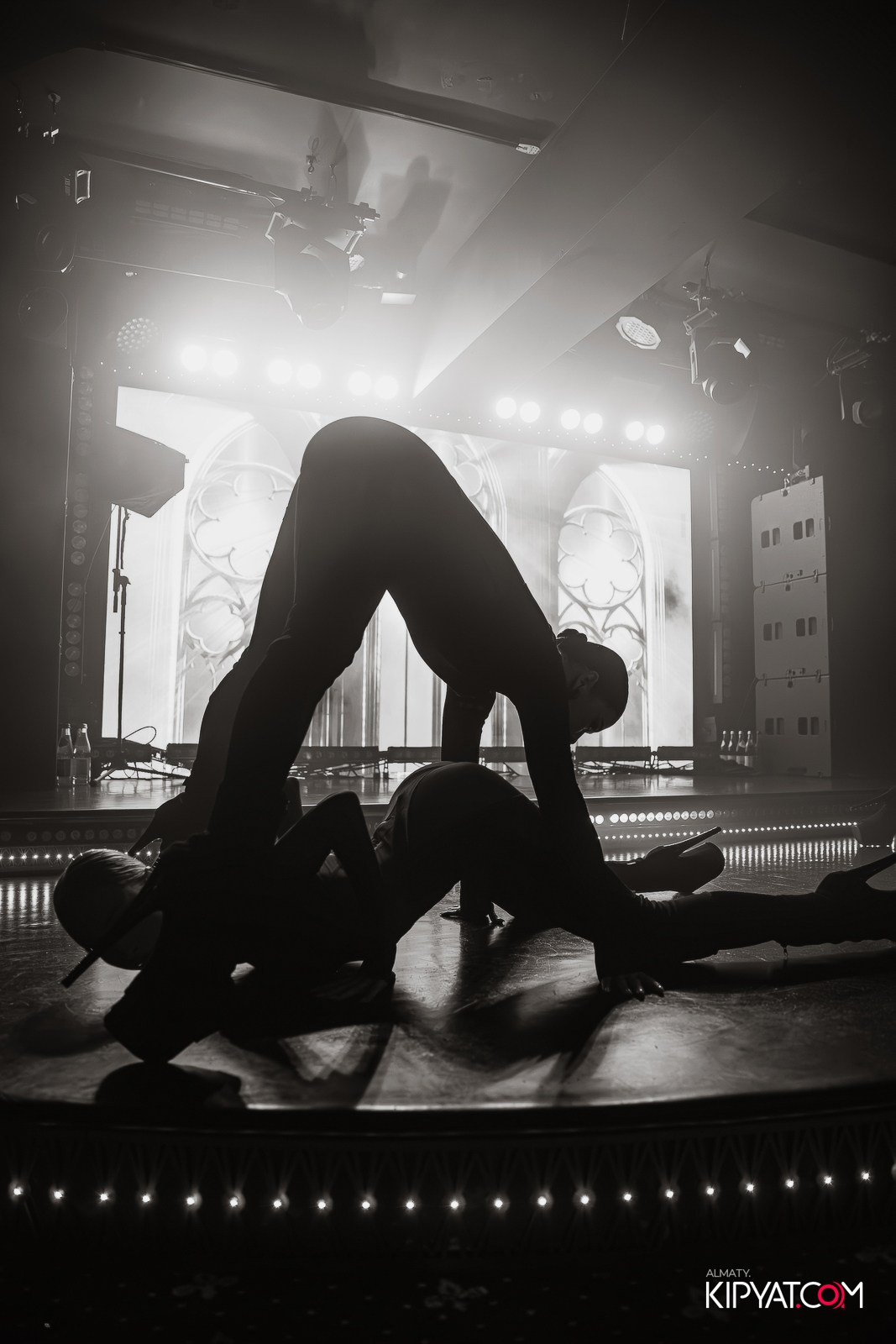 MARUV THE THEATER. КИПЯТКОМ АЛМАТЫ!