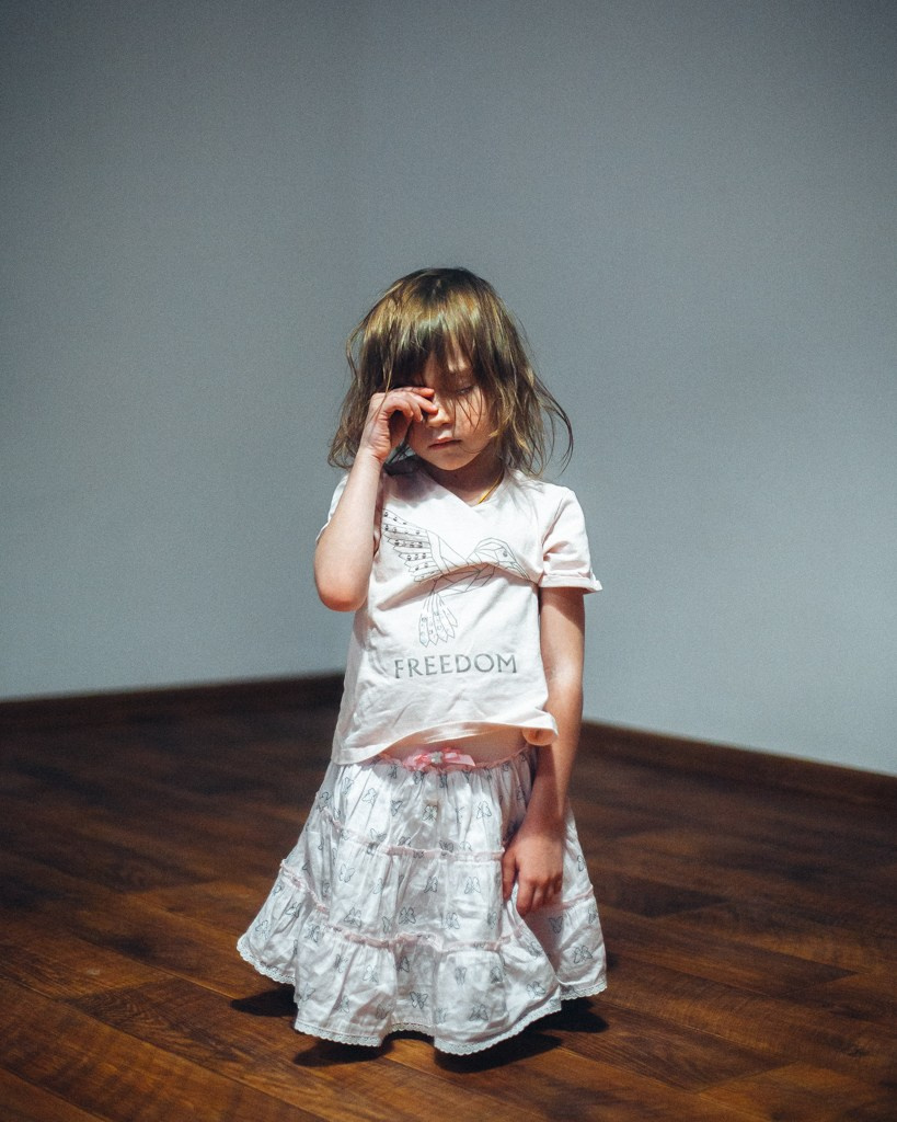 Дочка в студии. Фотограф Денис Денисов