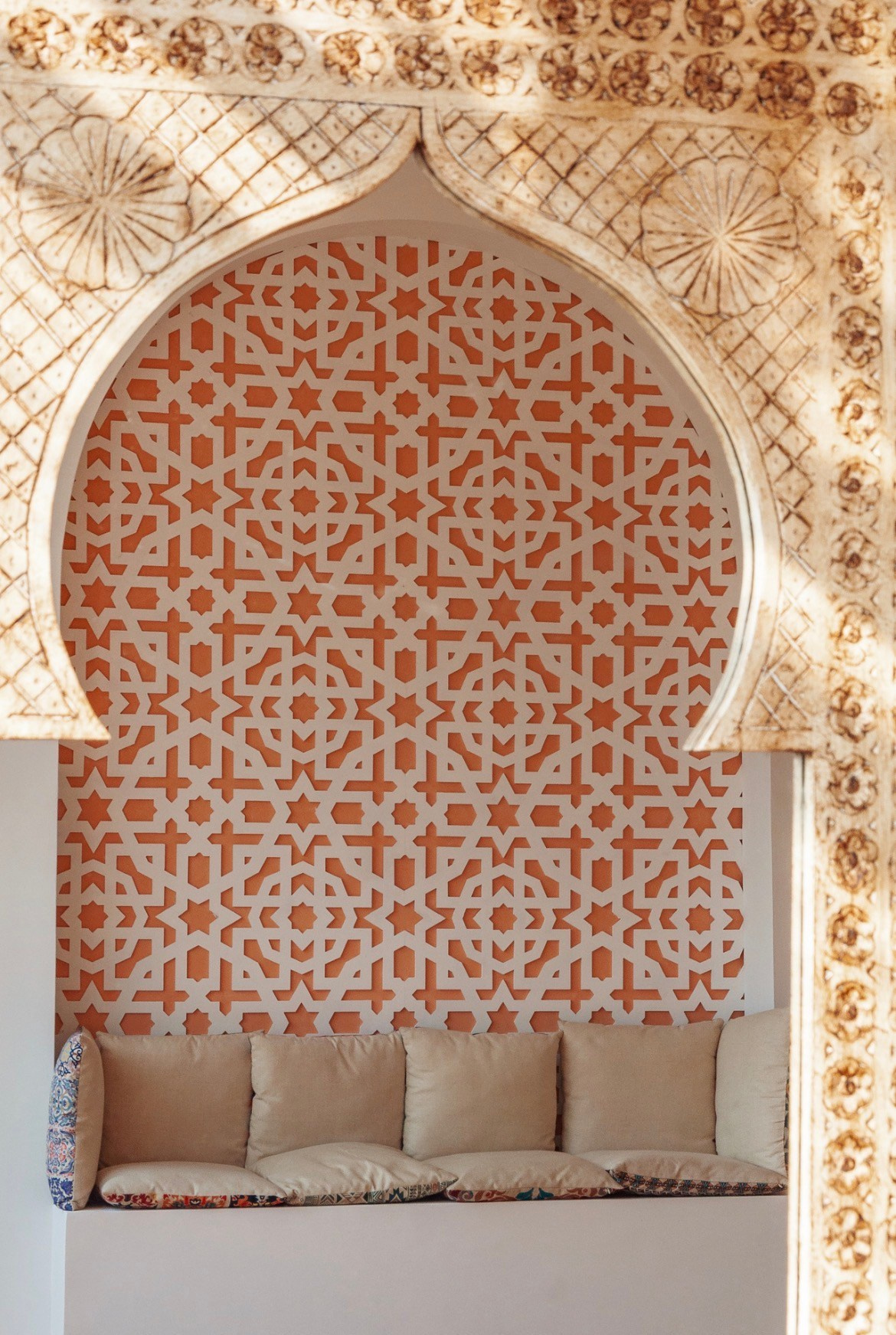 Фотосессия в стиле тысяча и одна ночь в 10 метрах от дома. Контент фотограф в Москве