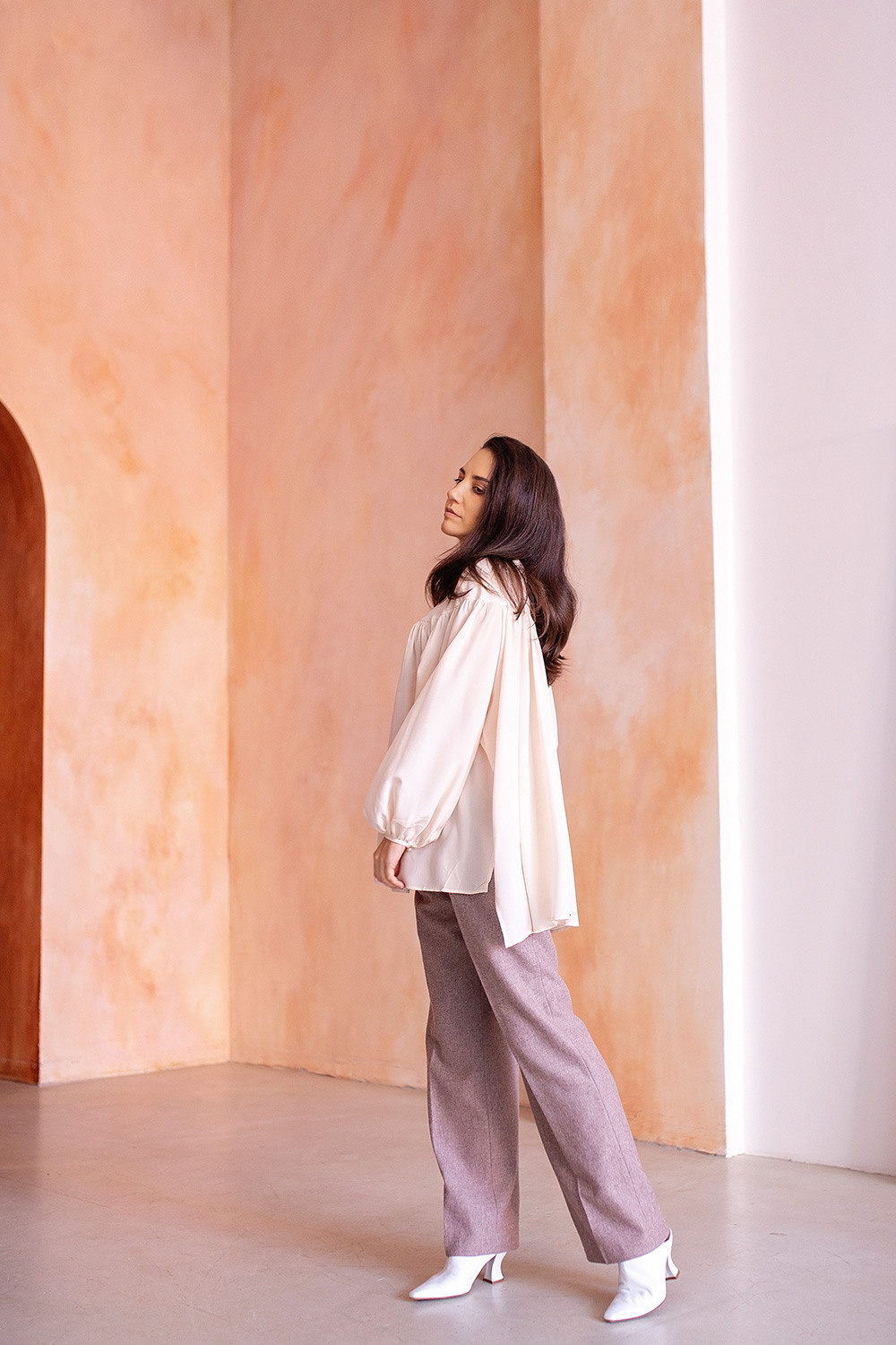 Елена, художник. Фотограф в Москве Ксения Мокрушина | Brand & Women photographer