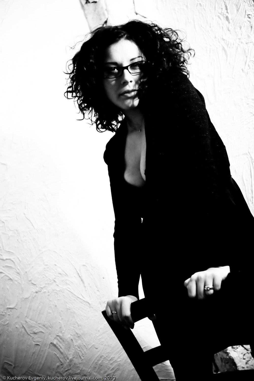 Маша и бильярд. Кучеров Евгений. Фотограф