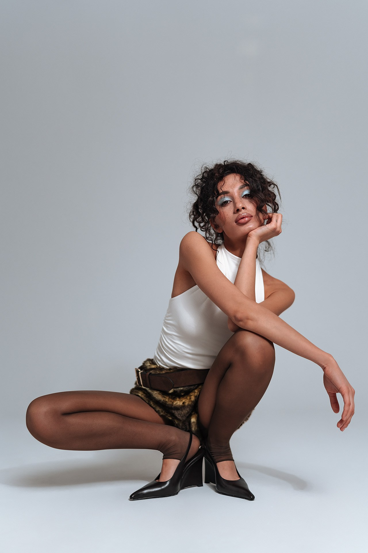 Женский портрет (в интерьере). Свадебный и портретный фотограф в Симферополе и Крыму