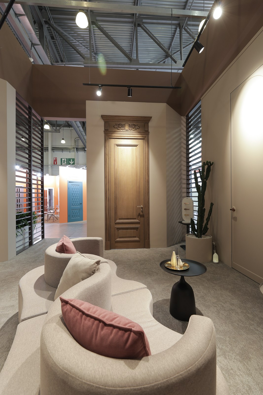 /РЕПОРТАЖ/ Выставка МосБилд. 2024. Свадебный фотограф Великий Новгород Станислав Кособудский