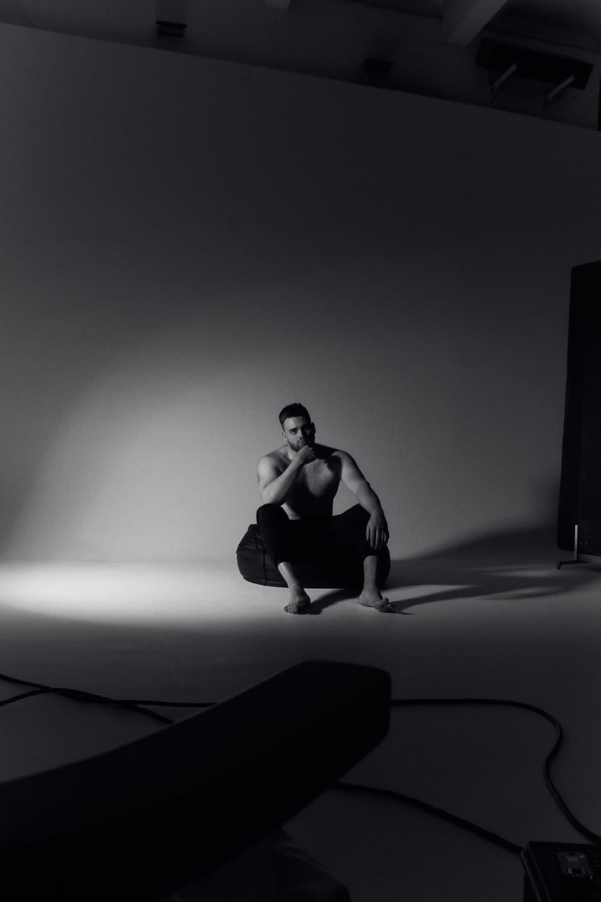 Мужской портрет ЧБ. Персональный и коммерческий фотограф в Тюмени Полина Лапардина