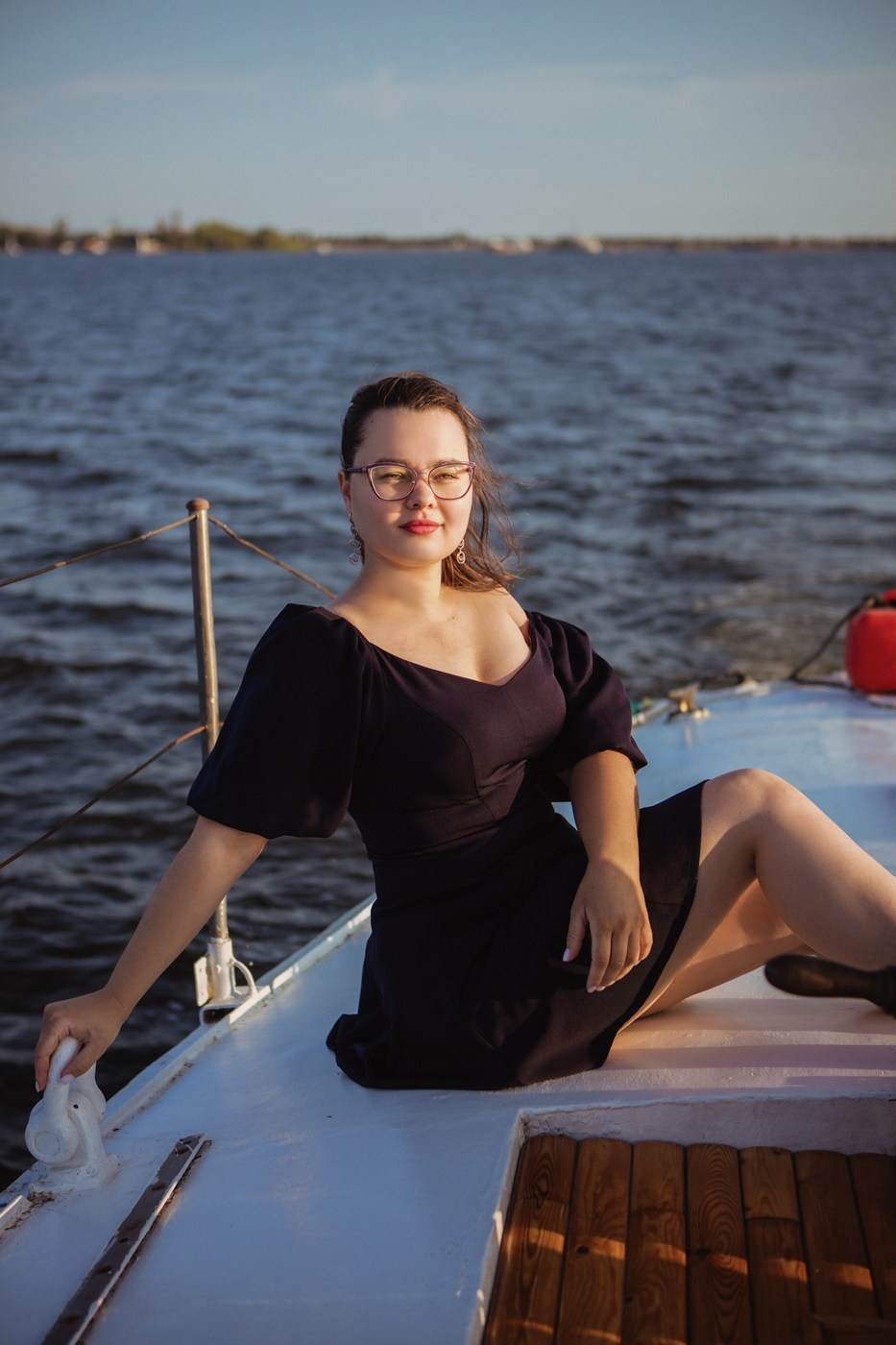 Захар и Татьяна. Прогулочная съемка на яхте. Фотографы в городе Волгограде — Людмила Агеева и Алексей Околелов