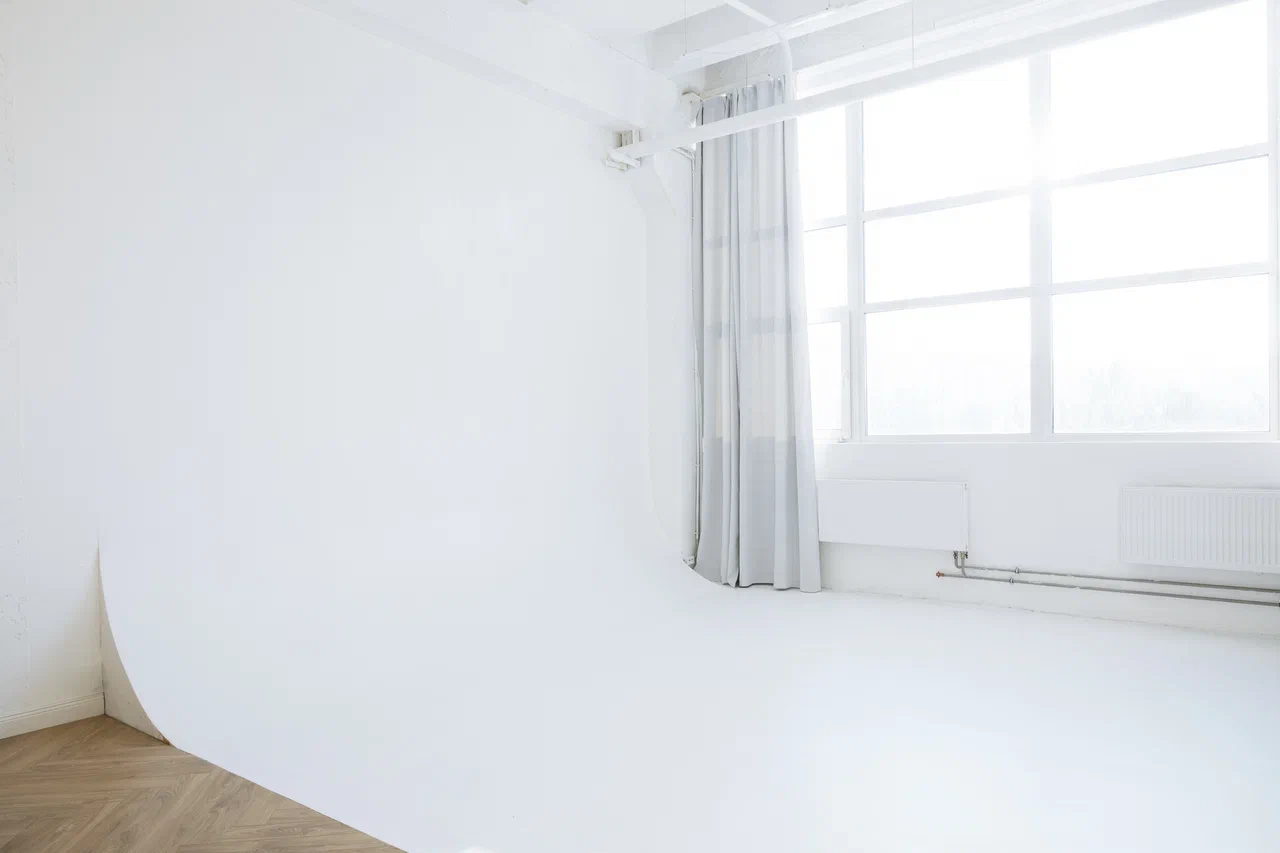 Фотостудия Blenda. Понравилась студия? Напишите — организую съёмку именно здесь. Фотограф в Минске Людмила Дутко