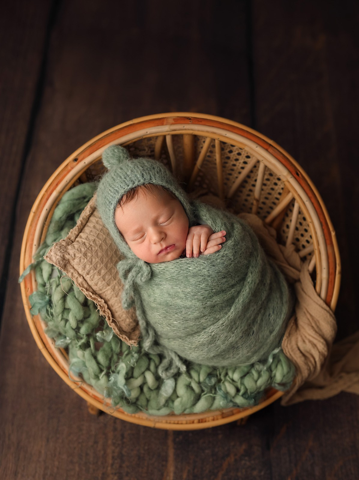 Newborn. Фотограф новорождённых в Казани Нейля Гильмутдинова ньюборн