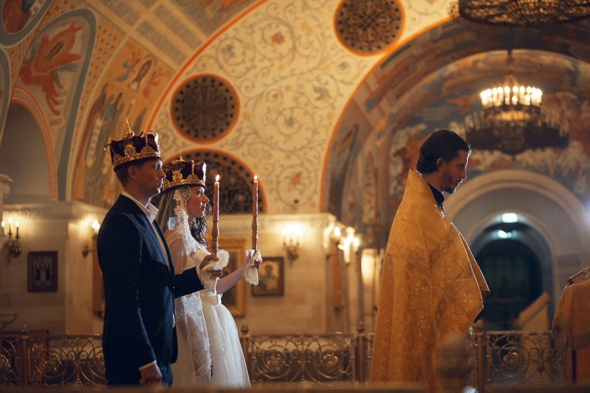 Венчание в главном Храме. Свадебный и репортажный фотограф в Москве и Московской области