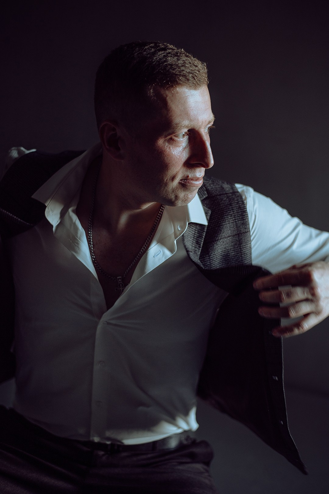 Анатолий, портретная съёмка в студии. Свадебный фотограф в Ярославле Денис Медоваров