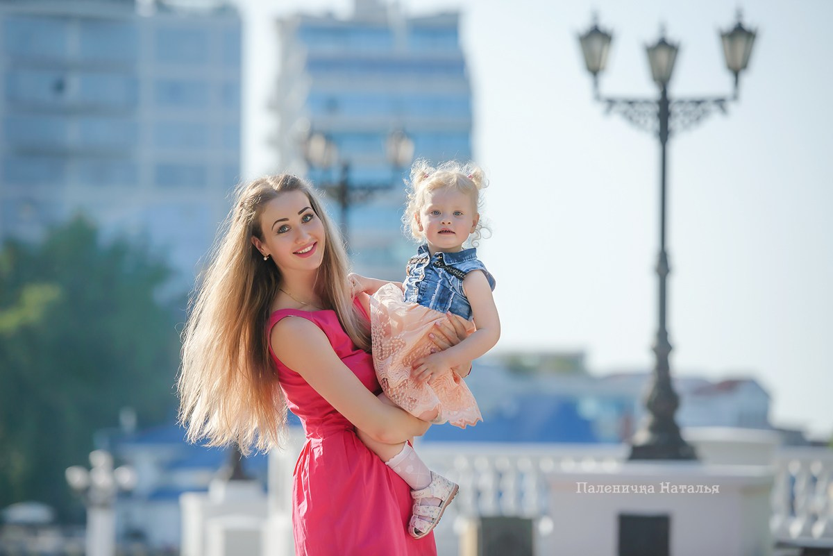 Фотосессия на Приморском в Севастополе для мамы и дочки