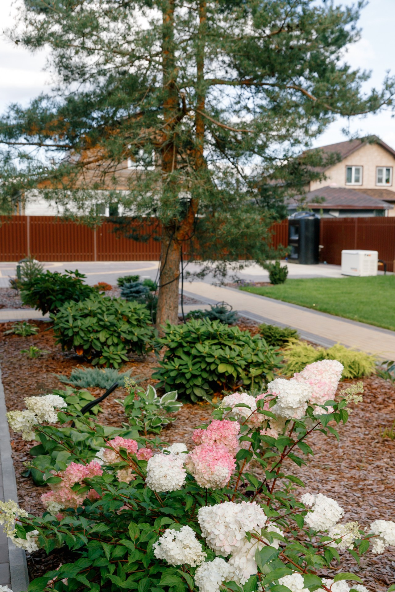 Загородный дом. Ландшафтный дизайн. Репортажный фотограф в Санкт-Петербурге Жолудев Владислав