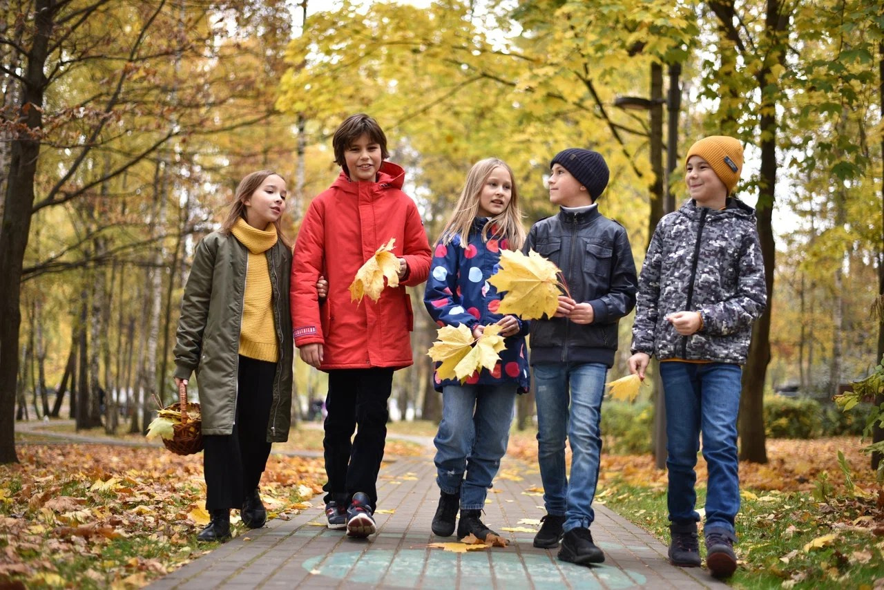 Школьная осень. Стильные выпускные альбомы, детские фотосессии, сюжетные фотографии