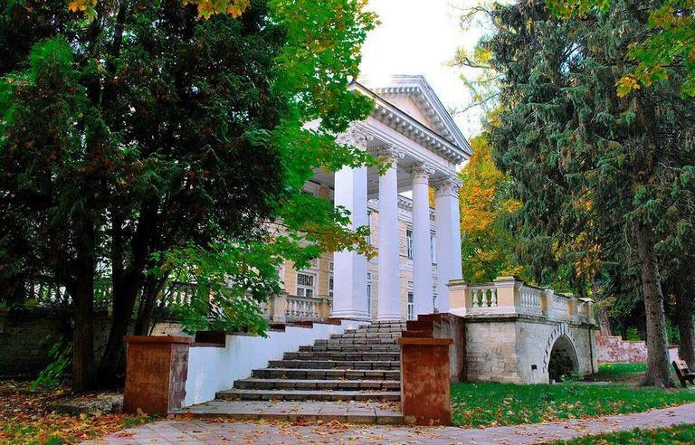 Красивые места для фотосессии в Москве для свадебной и семейной съемки