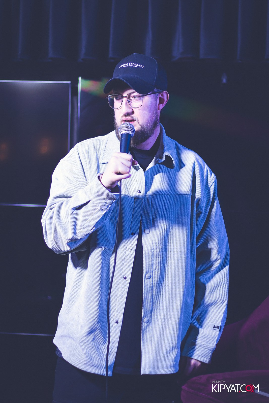 STAND UP КОНЦЕРТ АЛЕКСАНДРА МЕРКУЛЬ ESTATE KARAOKE BAR. КИПЯТКОМ АЛМАТЫ! Фотосъемка мероприятий в Алматы