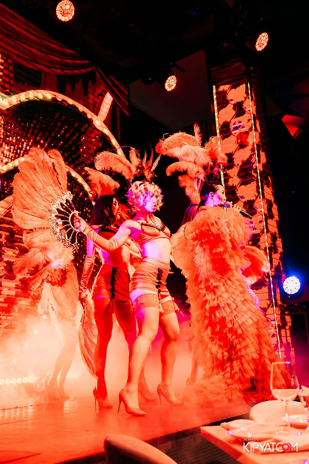 QUEEN. КИПЯТКОМ АЛМАТЫ!