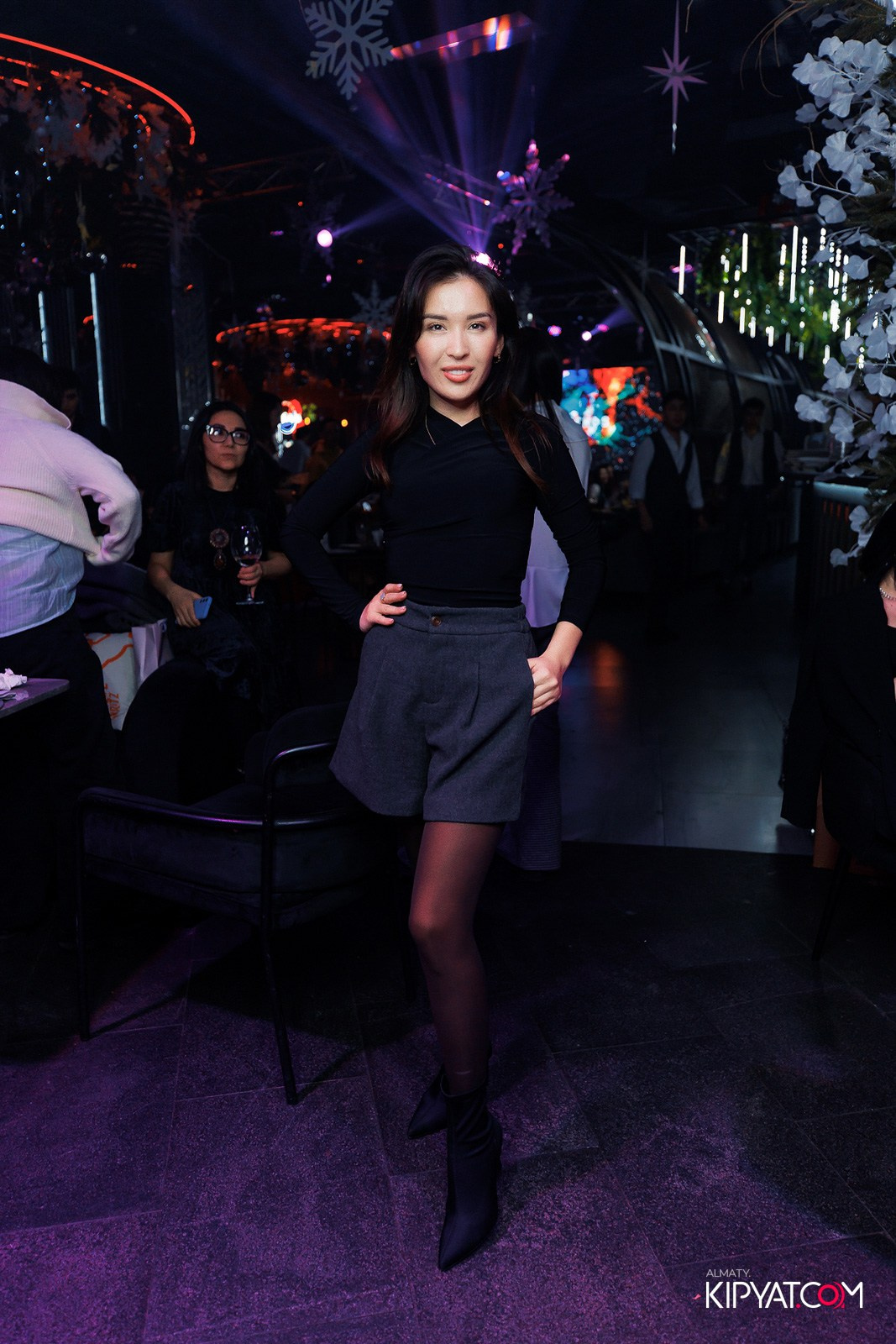 FRIENDS BAR & TERRACE. КИПЯТКОМ АЛМАТЫ!