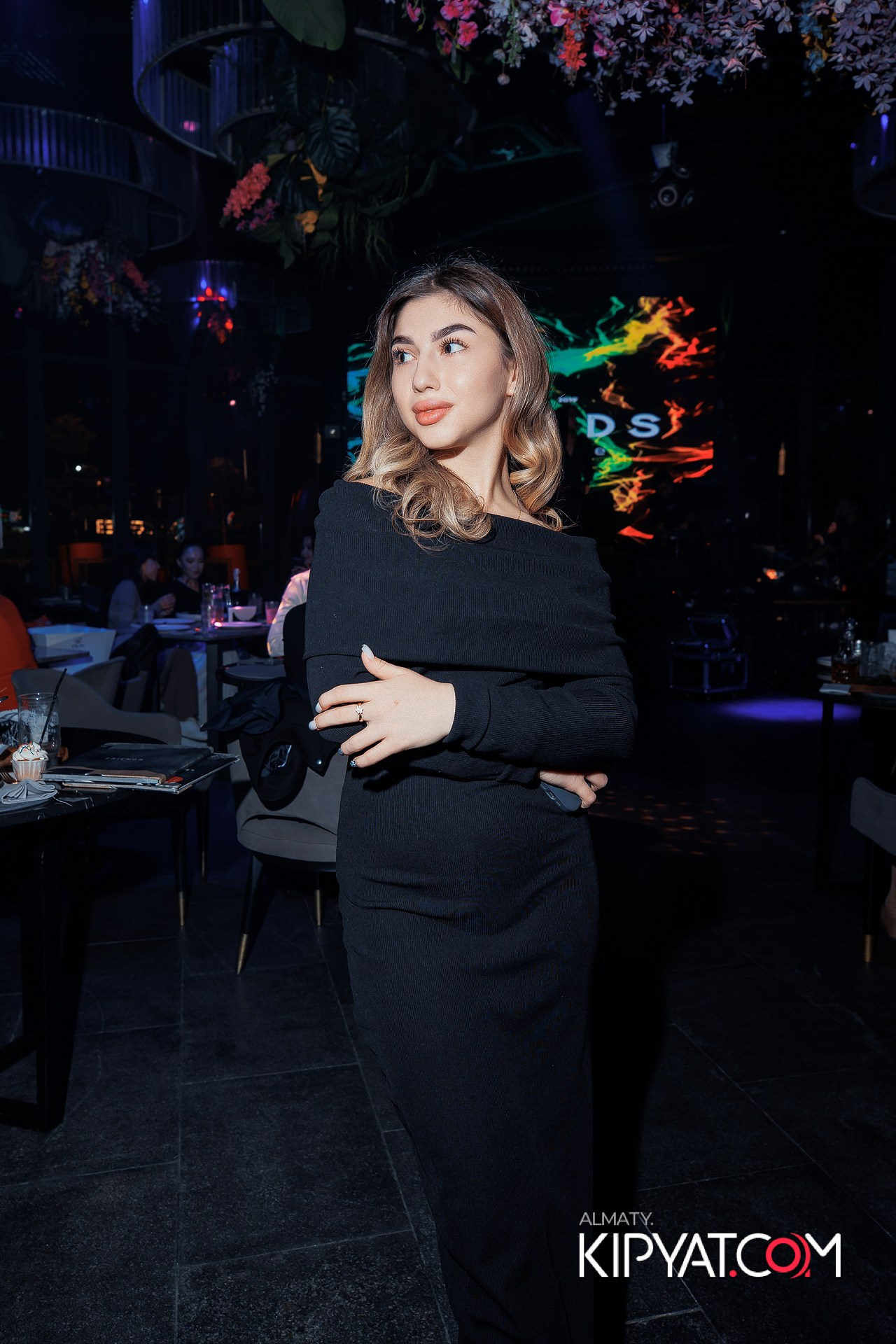 FRIENDS BAR & TERRACE. КИПЯТКОМ АЛМАТЫ! Фотосъемка мероприятий в Алматы