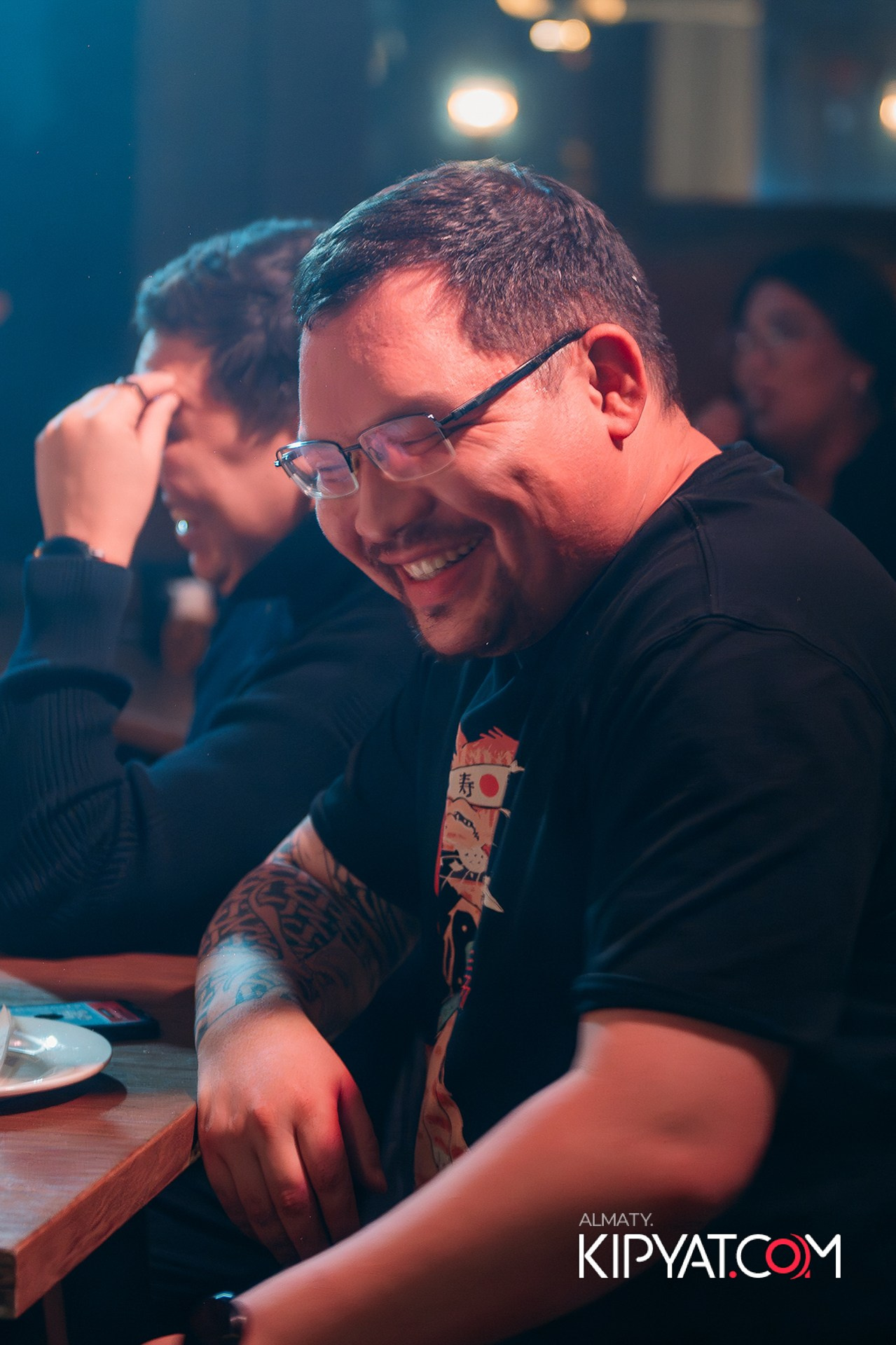 СОЛЬНЫЙ STAND UP КОНЦЕРТ АЛЕКСАНДРА МЕРКУЛЯ. КИПЯТКОМ АЛМАТЫ!