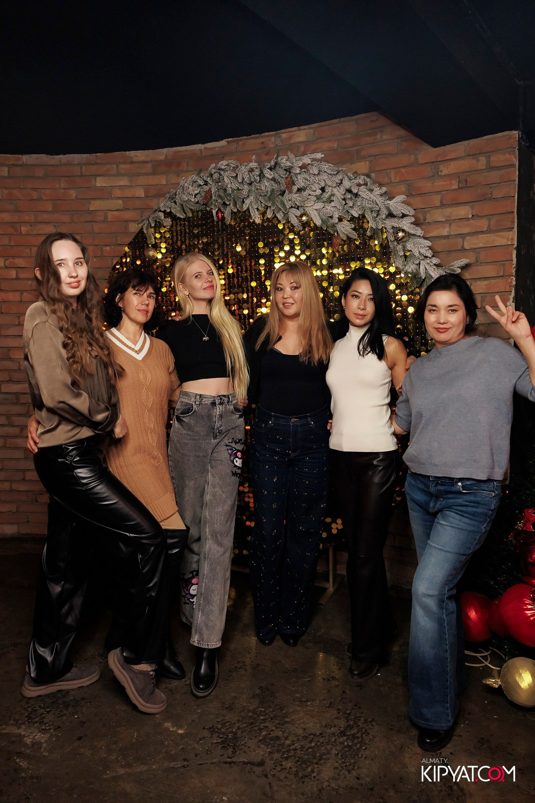 МУЗЫКАЛЬНОЕ ЛОТО В HIT RETRO. КИПЯТКОМ АЛМАТЫ! Фотосъемка мероприятий в Алматы