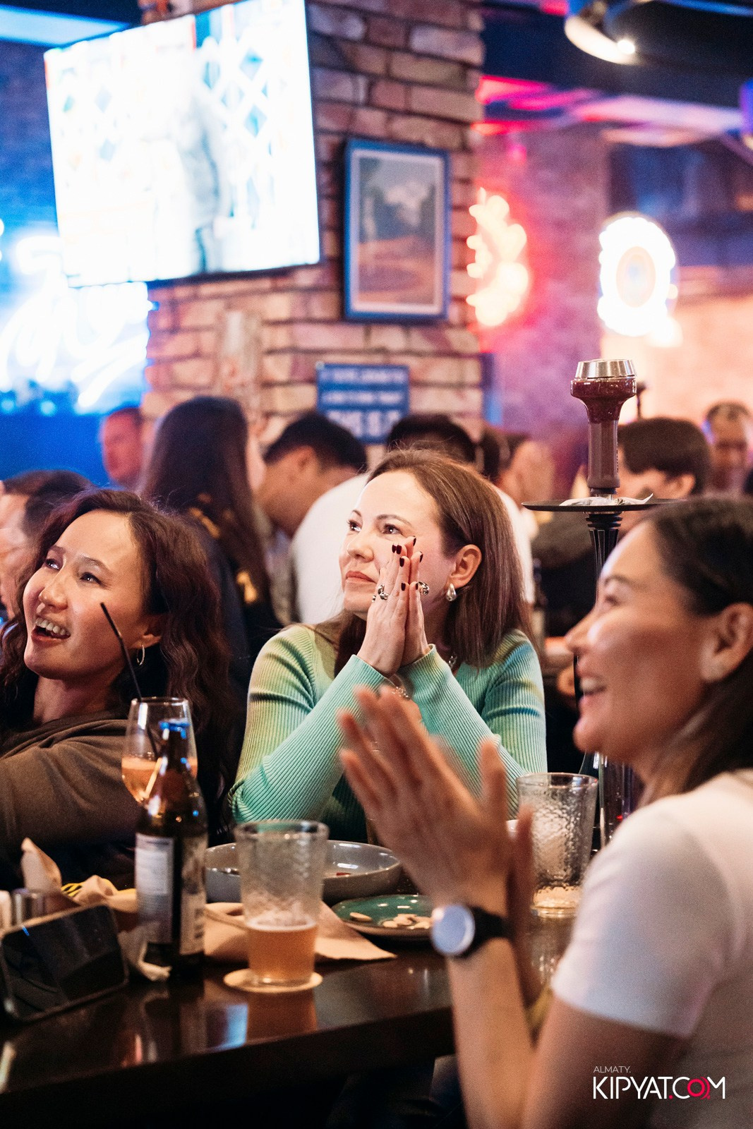 HARVEY'S PUB. КИПЯТКОМ АЛМАТЫ!