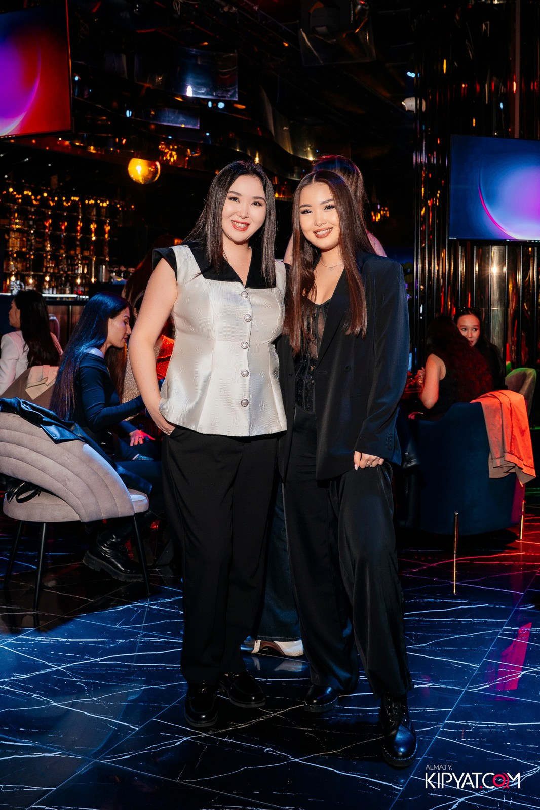 KARAOKE BATTLE В MOOD KARAOKE & TERRACE. КИПЯТКОМ АЛМАТЫ!