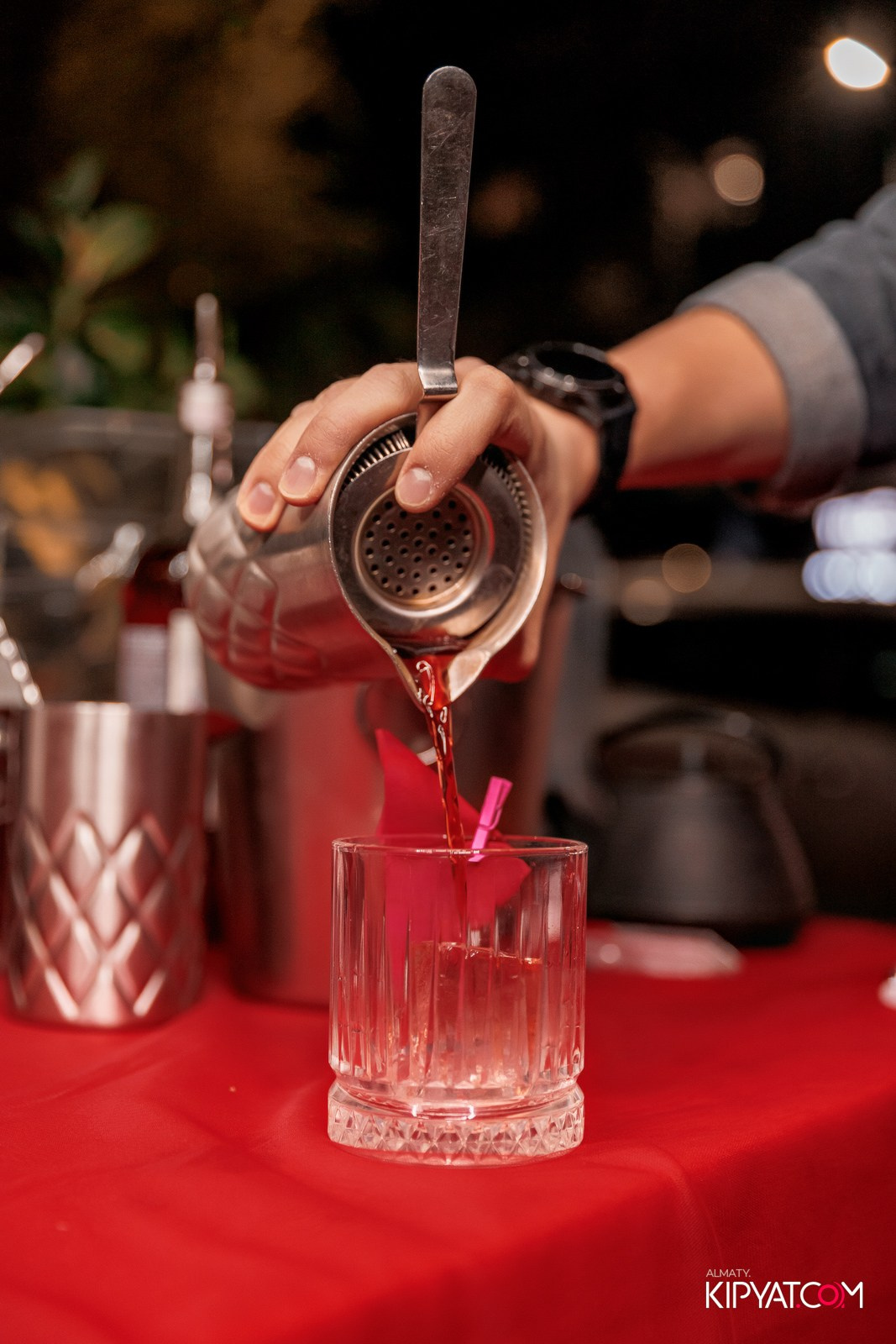 OLOVO BAR НА ДОСТЫК. КИПЯТКОМ АЛМАТЫ!