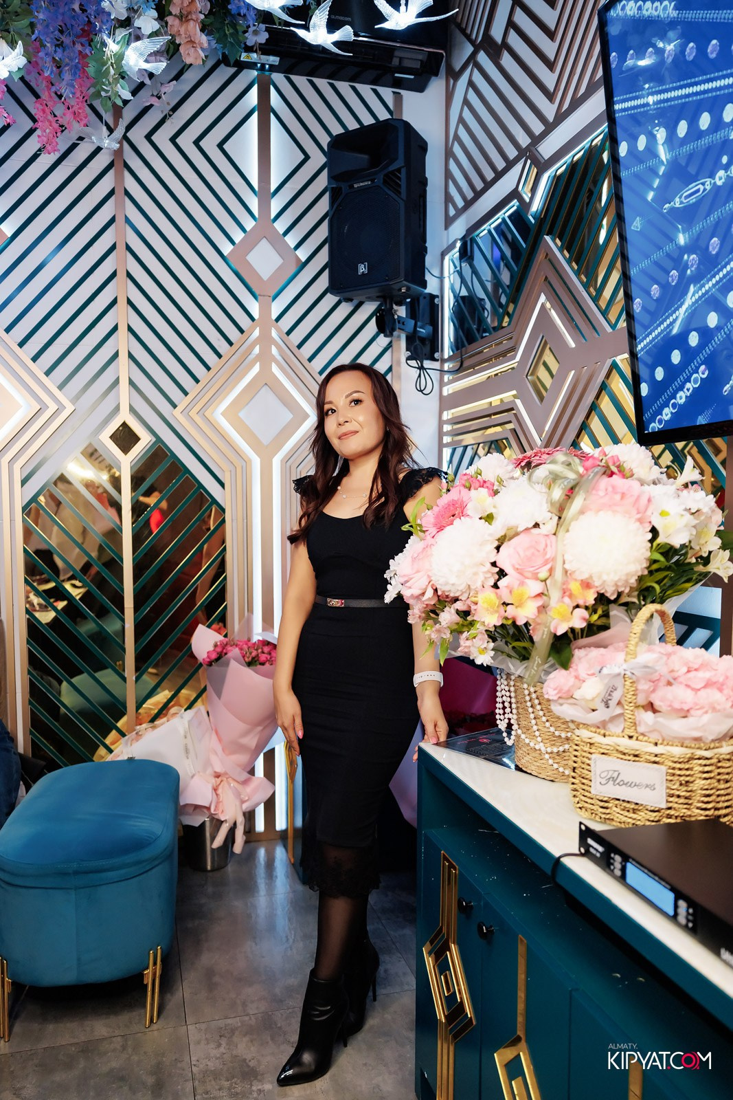 ЗАЯ, НА БИС. КИПЯТКОМ АЛМАТЫ!