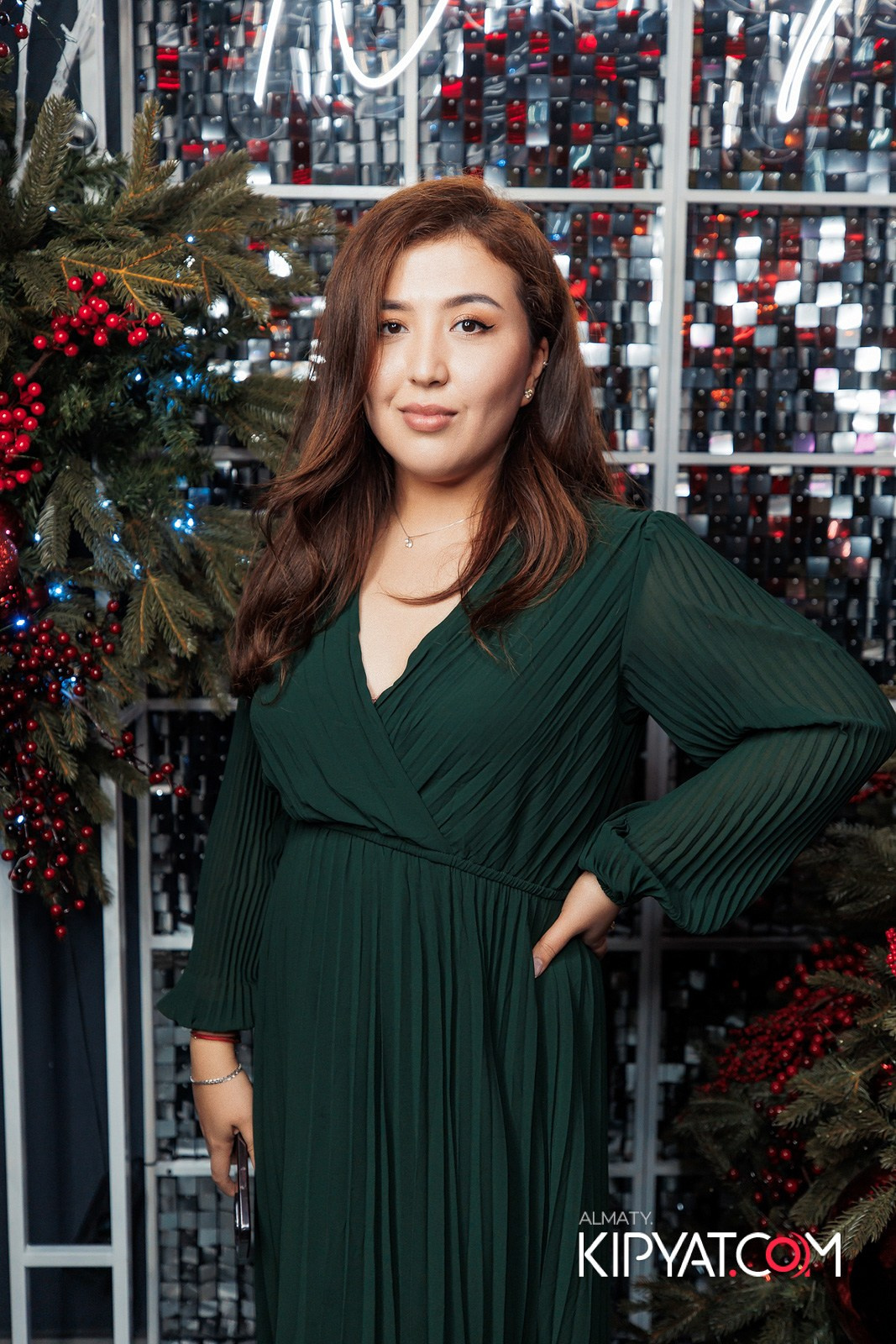 FRIENDS BAR & TERRACE. КИПЯТКОМ АЛМАТЫ!