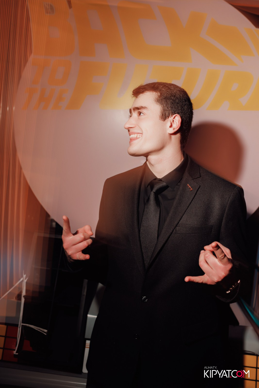 BEAUTY ЁЛКА SANTA BARBARA SPECIAL GUEST ГРУППА MILLENIUM 5 ТРИБЬЮТ ШОУ. КИПЯТКОМ АЛМАТЫ! Фотосъемка мероприятий в Алматы