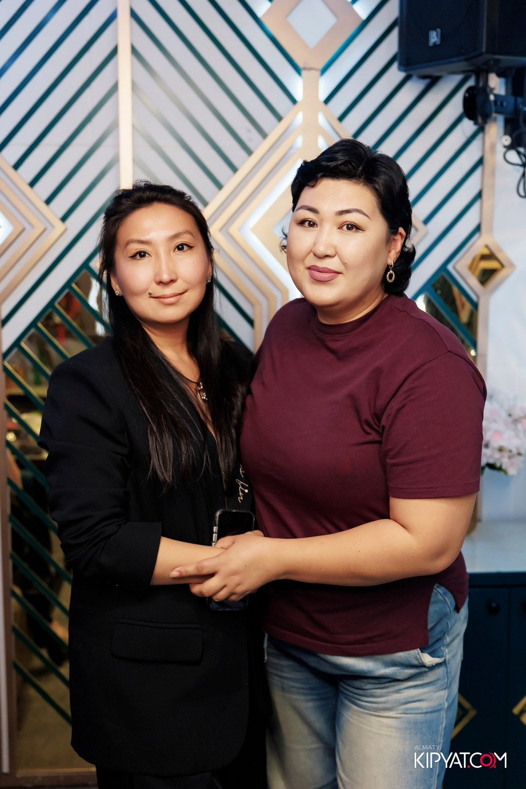 ЗАЯ, НА БИС. КИПЯТКОМ АЛМАТЫ!