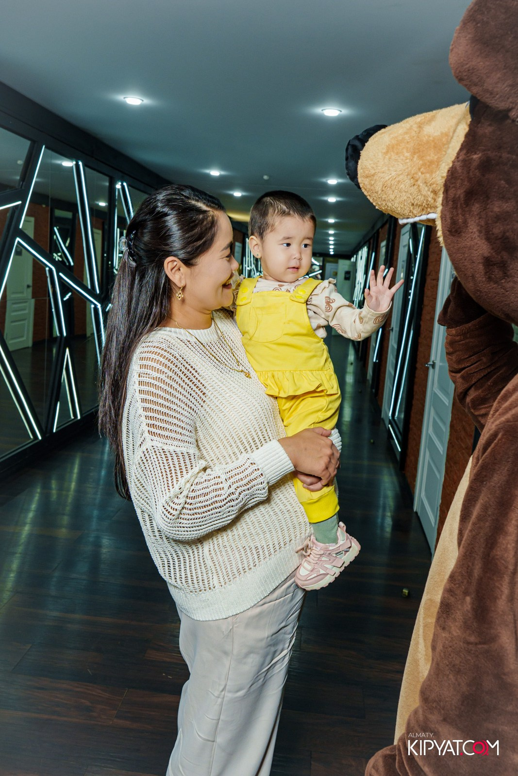 УХО И МЕДВЕДЬ НА САИНА. КИПЯТКОМ АЛМАТЫ!