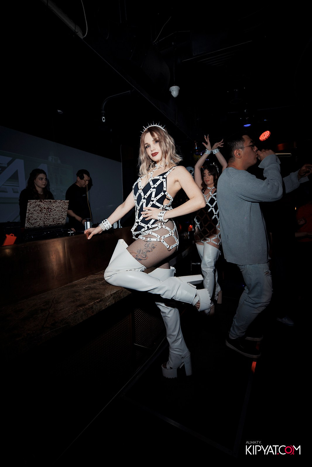 EVENT BAR. КИПЯТКОМ АЛМАТЫ!