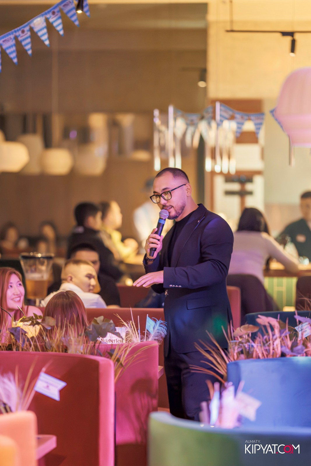 OKTOBERFEST — ПИНТА НА ТУЛЕБАЕВА. КИПЯТКОМ АЛМАТЫ!