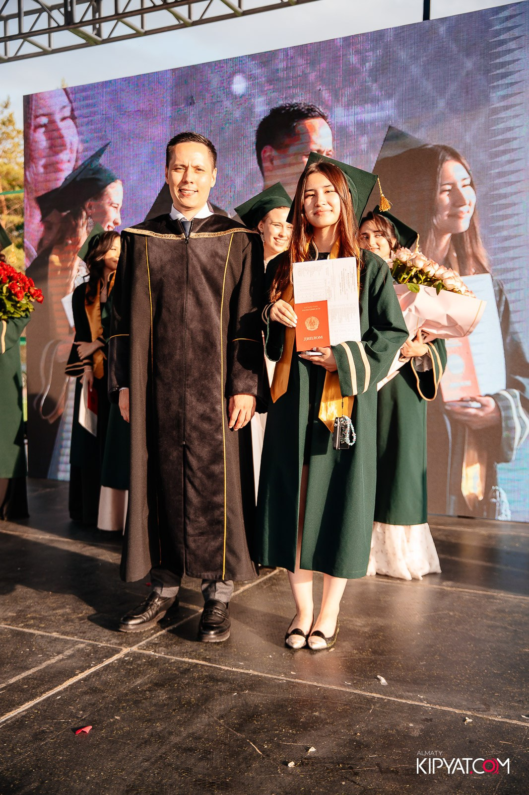 ВРУЧЕНИЕ ДИПЛОМОВ — НАРХОЗ КОЛЛЕДЖ. Part 3. КИПЯТКОМ АЛМАТЫ!