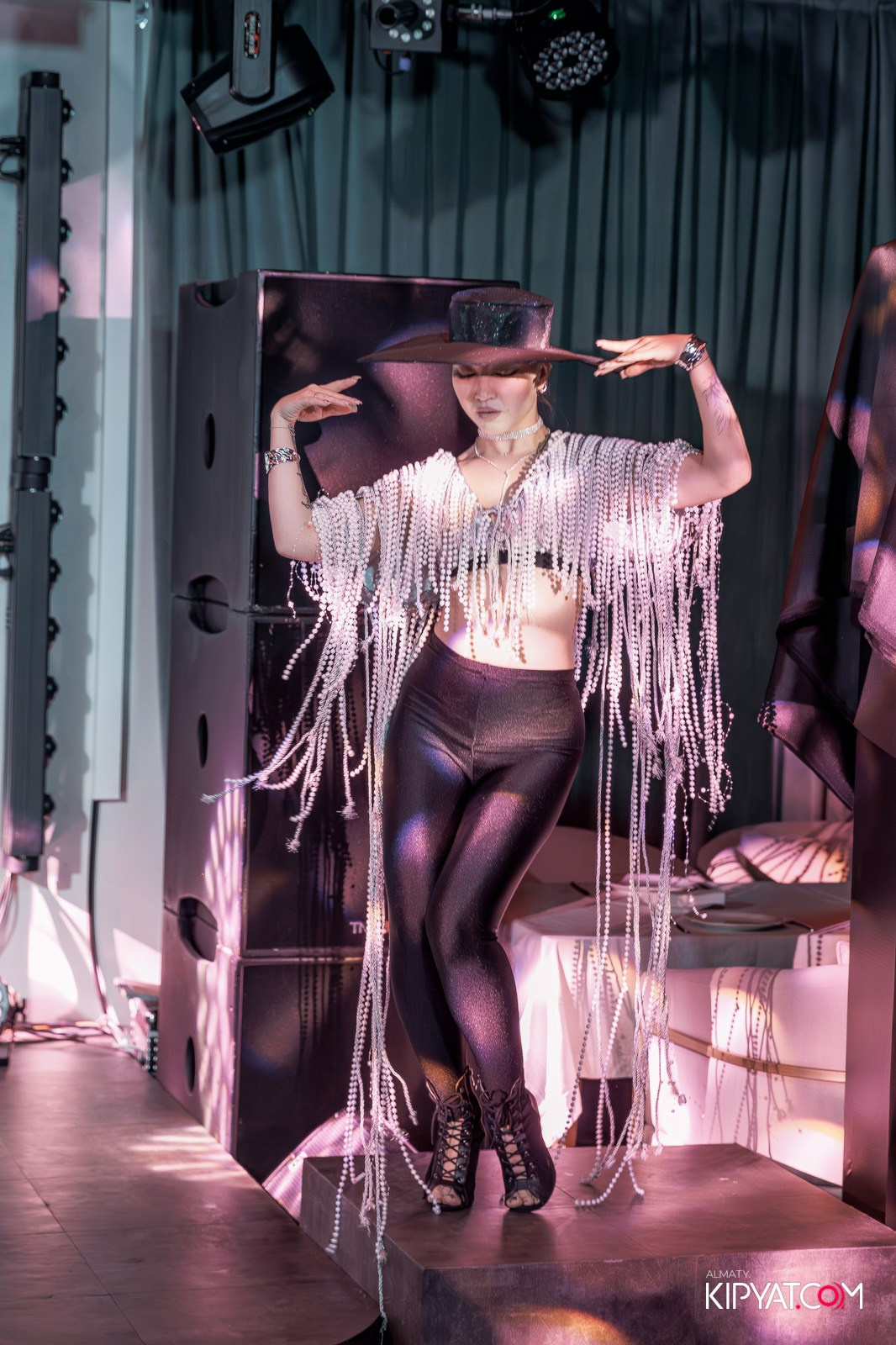 ПРЕЗЕНТАЦИЯ ЖУРНАЛА «VELLURE». КИПЯТКОМ АЛМАТЫ!