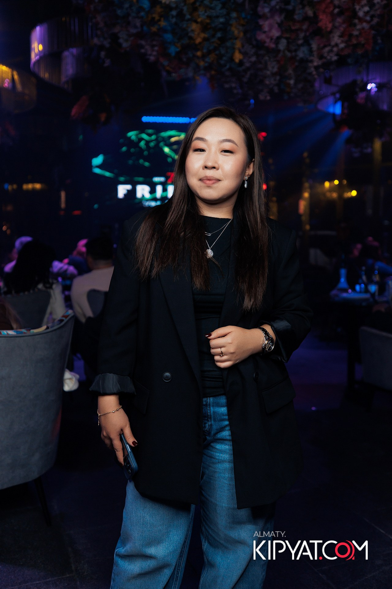 FRIENDS BAR & TERRACE. КИПЯТКОМ АЛМАТЫ! Фотосъемка мероприятий в Алматы