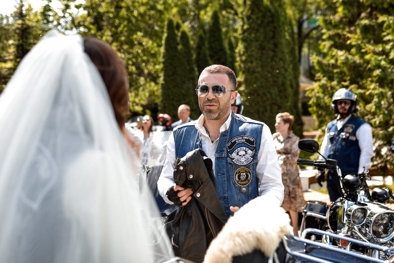 Свадьба байкеров в ресторане «Дворянское гнездо». Kirillova Studio — мастерская декора и событий Юли Кирилловой