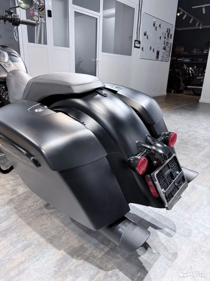 Купить 2022 Indian Springfield 116 Dark Horse — подробнее на сайте. Hello Davidson, Москва. Только хорошие мотоциклы…