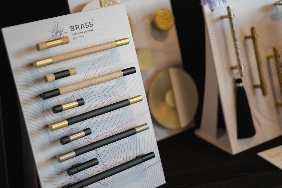 Презентация компании BRASS | Фурнитура, которая вдохновляет. ВУД ТВОРЕЦ мебельная фабрика|ТВОРЕЦ студия мебели