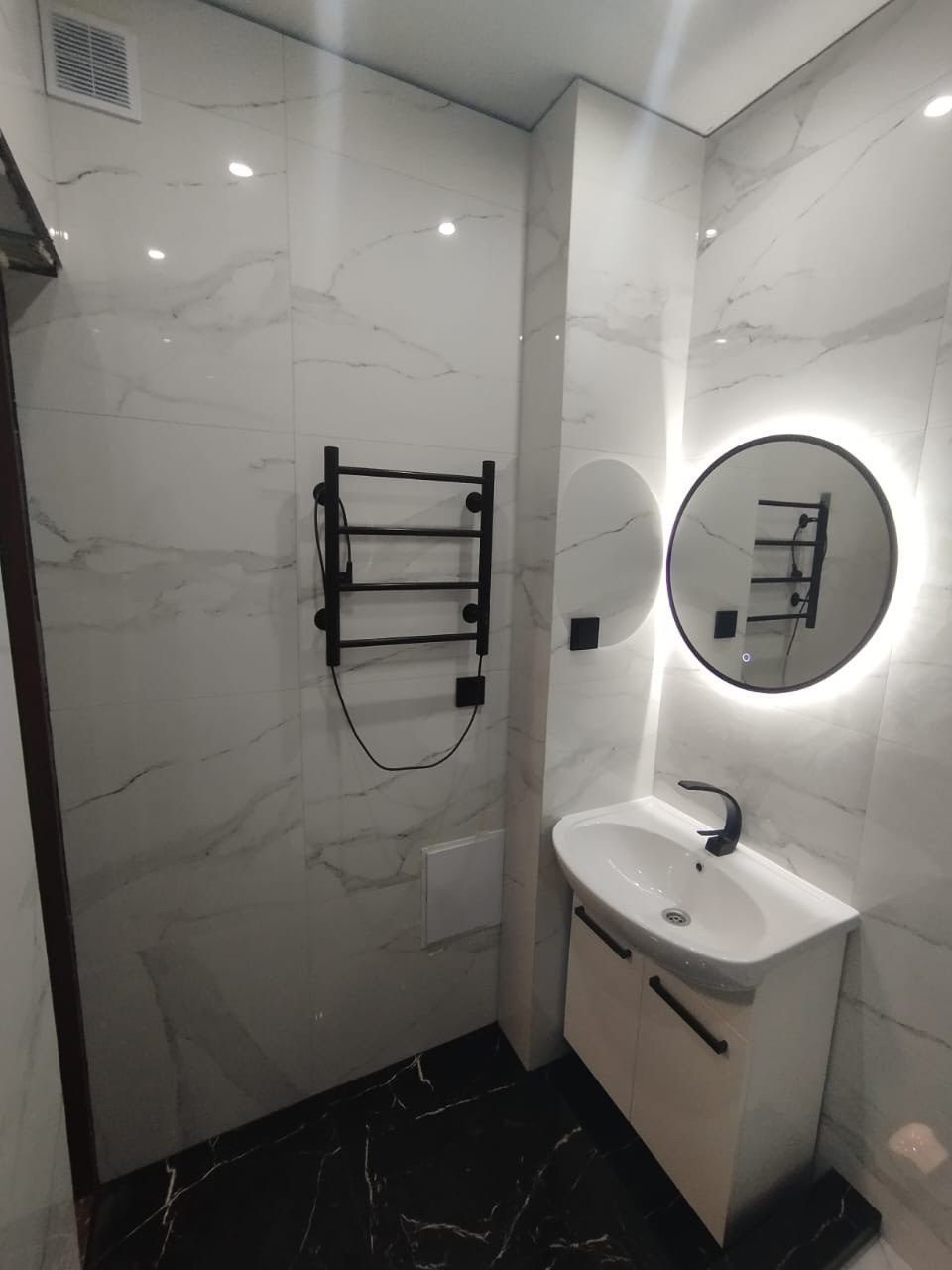 Ванная комната (ул. Залесная д. 5а). Ремонт санузла, туалета, ванной под ключ в Казани. Укладка плитки