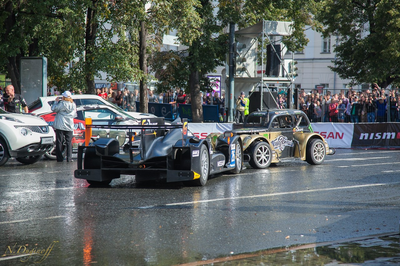 Nissan Nissmo Drive. Профессиональный фотограф Дугинов Николай | Екатеринбург