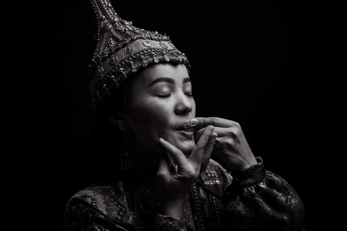 Женский портрет. BWstudio — фотостудия черно-белой фотографии Алматы. Фотограф Алматы. Фотостудия Алматы