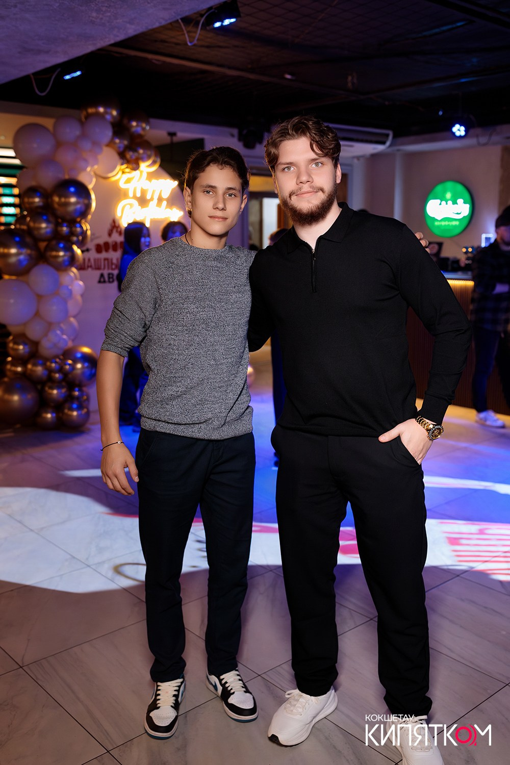 ШАШЛЫЧНЫЙ ДВОР. КИПЯТКОМ КОКШЕТАУ