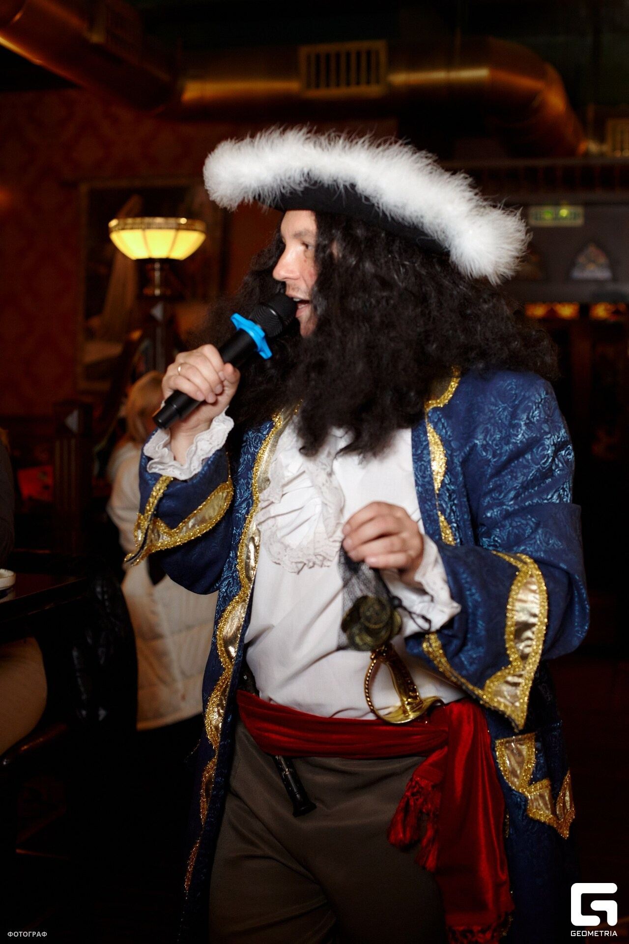 Пиратская вечеринка в ресторане FULLER’S. Виктория Ларина — Портретный профессиональный фотограф в Иркутске