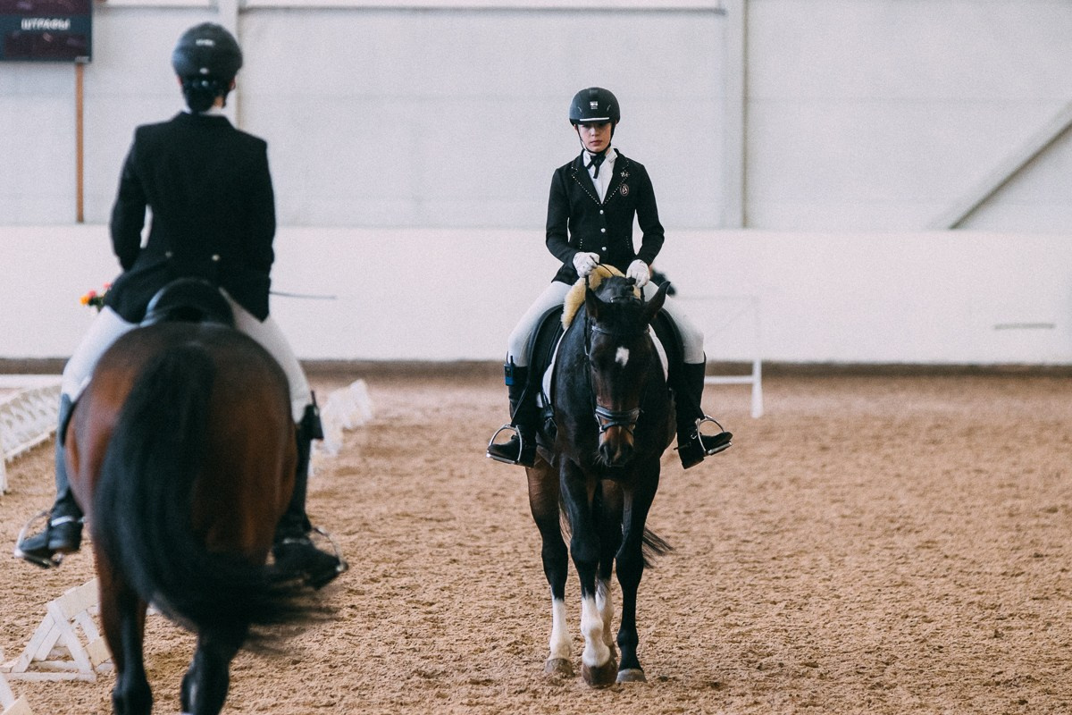 Выездка КСК «Дерби». Репортажный и семейный фотограф в Санкт-Петербурге Тарас Марченко