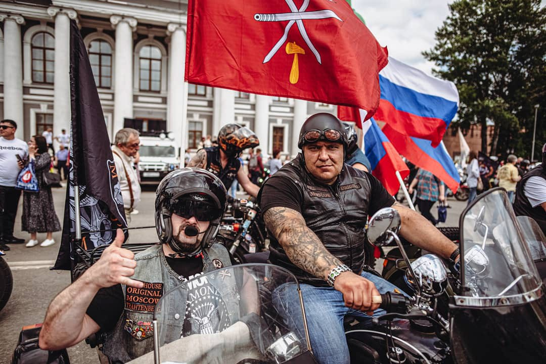 Репортажный фотограф на день рождения в Туле, Женя Смокина